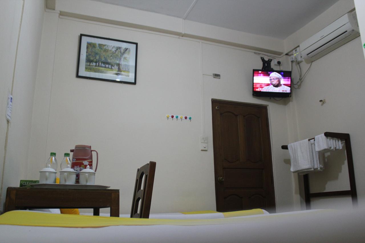 Mother Land Inn 2 يانغون المظهر الخارجي الصورة
